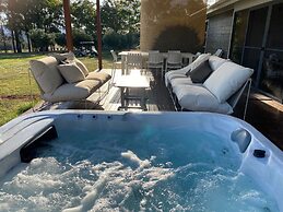 Blackwattle Luxury Retreats