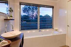 Blackwattle Luxury Retreats