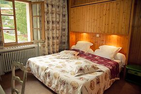 Hôtel Restaurant La Croix Jean Claude