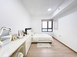 MRT Apartment in Masteri Thao Dien