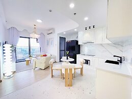 MRT Apartment in Masteri Thao Dien