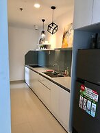 MRT Apartment in Masteri Thao Dien