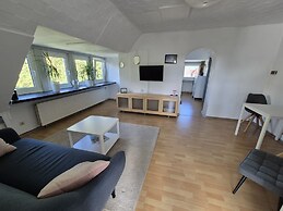 bed & Kitchen