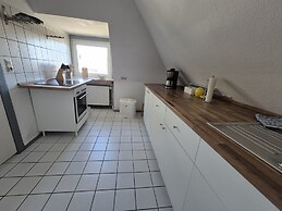 bed & Kitchen