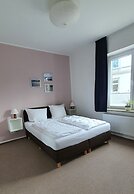 bed & Kitchen