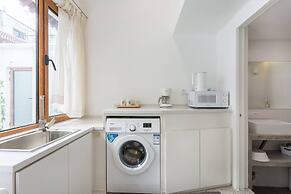 Yichao Yard Inn Hutong