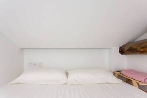 Yichao Yard Inn Hutong