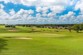 Ov3126 - Highlands Reserve - 5 Bed 3 Baths Villa