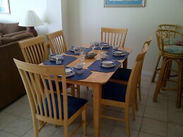 Ov1992 - Emerald Island - 3 Bed 2.5 Baths Townhome