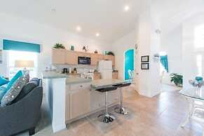 Ov3252 - Hampton Lakes - 5 Bed 4 Baths Villa