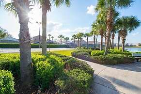 Ov3252 - Hampton Lakes - 5 Bed 4 Baths Villa