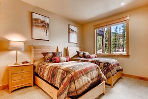 River Run Townhome RR84 - RVJR by RedAwning