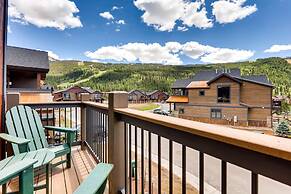 River Run Townhome RR84 - RVJR by RedAwning