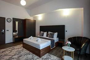 Silver Mountain Resort & SPA