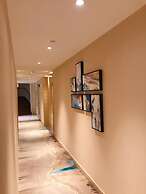 St. Moritz Business Hotel