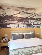 St. Moritz Business Hotel