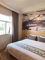 St. Moritz Business Hotel