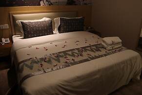 St. Moritz Business Hotel