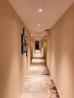 St. Moritz Business Hotel