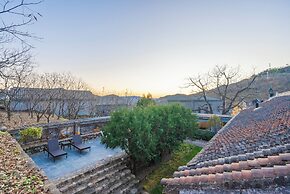 Brickyard Retreat at Mutianyu Great Wall