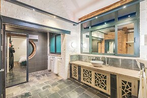 Brickyard Retreat at Mutianyu Great Wall