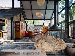 Brickyard Retreat at Mutianyu Great Wall