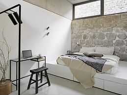 Brickyard Retreat at Mutianyu Great Wall