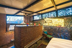 Brickyard Retreat at Mutianyu Great Wall