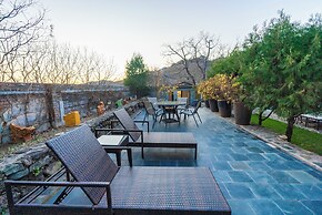 Brickyard Retreat at Mutianyu Great Wall