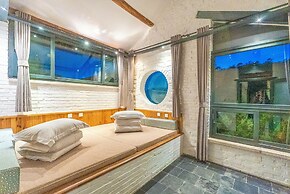 Brickyard Retreat at Mutianyu Great Wall