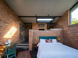 Brickyard Retreat at Mutianyu Great Wall