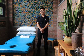 Brickyard Retreat at Mutianyu Great Wall