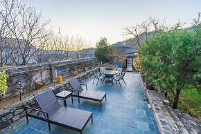 Brickyard Retreat at Mutianyu Great Wall