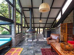 Brickyard Retreat at Mutianyu Great Wall