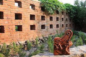 Brickyard Retreat at Mutianyu Great Wall