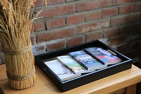 Brickyard Retreat at Mutianyu Great Wall