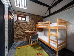 Brickyard Retreat at Mutianyu Great Wall