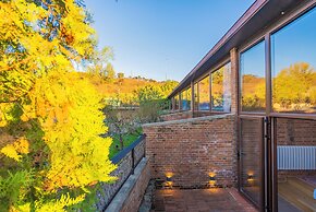 Brickyard Retreat at Mutianyu Great Wall