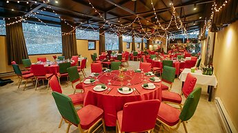 Brickyard Retreat at Mutianyu Great Wall