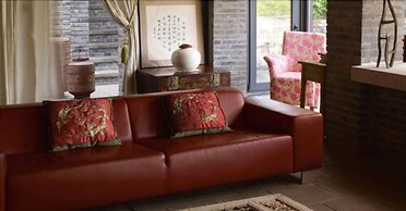 Brickyard Retreat at Mutianyu Great Wall