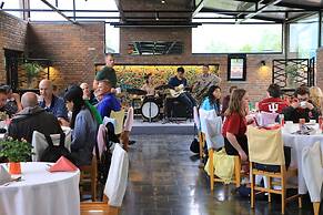 Brickyard Retreat at Mutianyu Great Wall