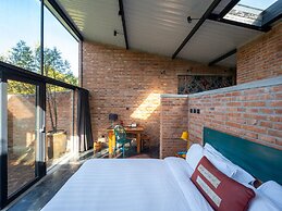 Brickyard Retreat at Mutianyu Great Wall