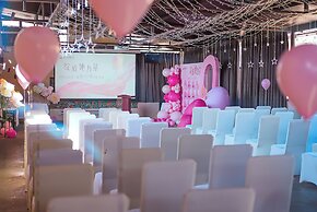 Brickyard Retreat at Mutianyu Great Wall