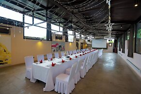 Brickyard Retreat at Mutianyu Great Wall