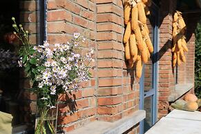 Brickyard Retreat at Mutianyu Great Wall