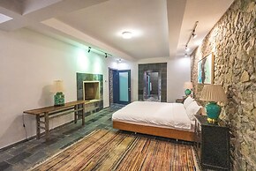 Brickyard Retreat at Mutianyu Great Wall