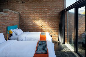 Brickyard Retreat at Mutianyu Great Wall