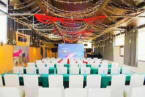 Brickyard Retreat at Mutianyu Great Wall