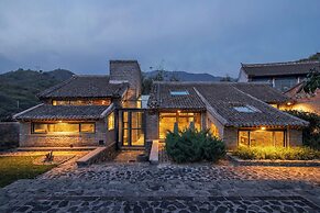 Brickyard Retreat at Mutianyu Great Wall