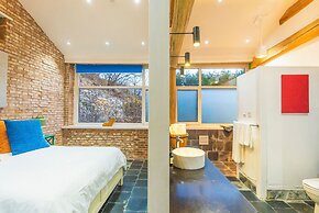 Brickyard Retreat at Mutianyu Great Wall